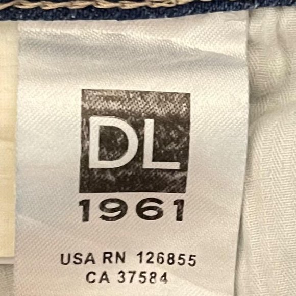 DL1961 SZ 28 Florence Instasculpt Distressed Chewed Hem Cropped Hendrix Jeans - Picture 7 of 11
